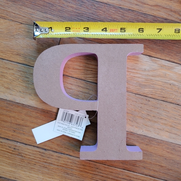 Letter P plaid wood tabletop decor NWT - Picture 4 of 7